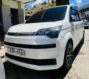 Toyota Spade 1.5 2017 Nyeupe