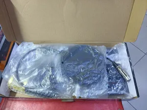 Maiki ya Condenser BM-800 na Sound Card ya V8