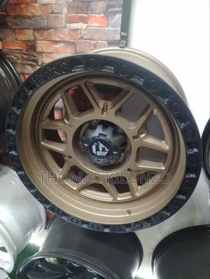 Rimu za Sport za Land Cruiser V8 Inchi 17