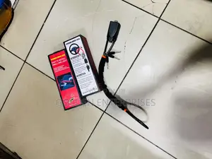 Funguo ya Usalama ya Usukani wa Gari na Kamba ya Chuma
