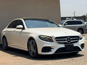 Mercedes-Benz E200 2020 Nyeupe