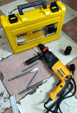 DeWalt Rotary Hammer Drill 240V 800W