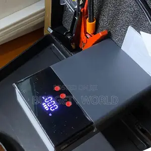 Q7 80000mAh Smart Car Jump Starter yenye Digital Air Compressor