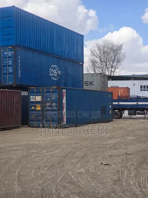 20FT Shipping Container - Strong and Clean