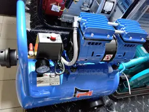 Maxmech Air Compressor 25 Litres