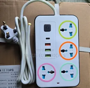Soketi ya Extension yenye USB na Aina Nyingi