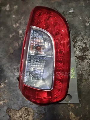 Taillight ya Toyota Passo 2015