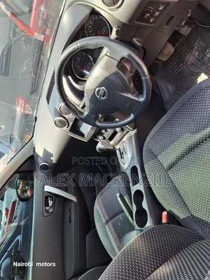 Nissan Dualis 2013 Nyeusi