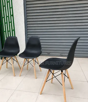 Black Eames Accent Chair