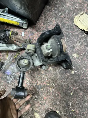 Nissan Sylphy Engine Mounting