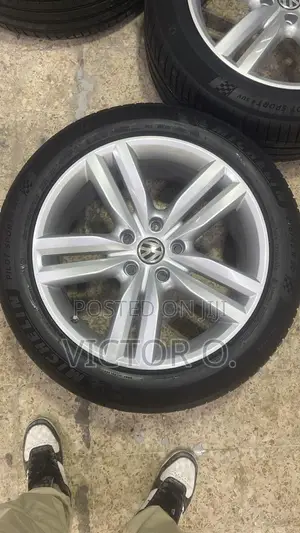 Rimu na Matairi ya VW Touareg 2010-2018 Inchi 20