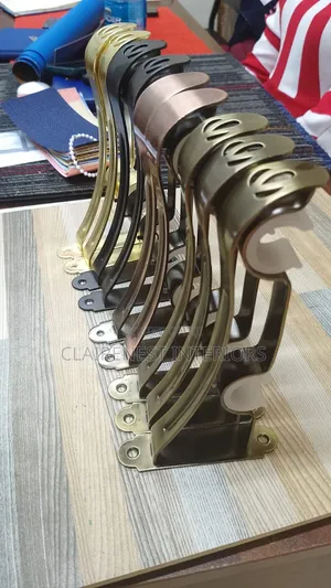 Powder Coated Curtain Rod Brackets
