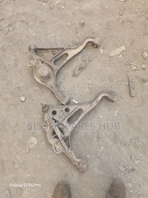Suzuki Vitara/Escudo Control Arms