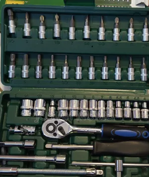 Srunv 46-Piece Professional Socket Set