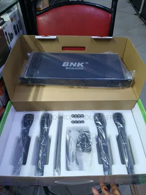 Seti ya Maikrofoni Isiyo na Waya ya BNK BK8400 UHF