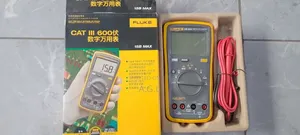 Fluke 15B MAX Digital Multimeter