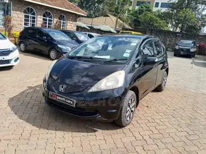 Honda Fit 2010 Nyeusi