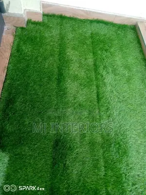Artificial Turf Rolls for Green Landscape Areas
