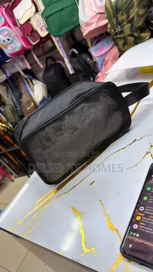 Clear Mesh Make Up / Toiletry Bags