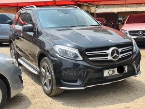 Mercedes-Benz GLE350D 2016 Black