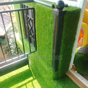 Sakafu ya Nyasi Bandia kwa Bustani, Patio na Balcony