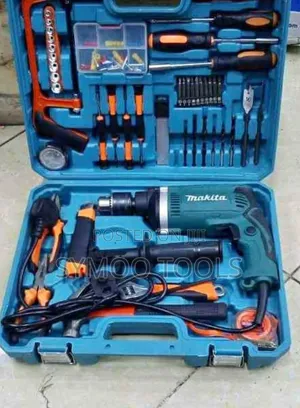 Makita Drill Set 710W