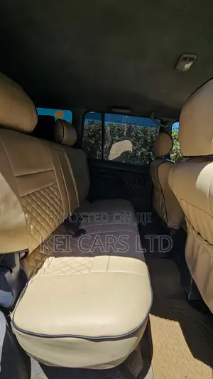Toyota Land Cruiser Prado 3.0 TD 1998 Rangi ya Beige