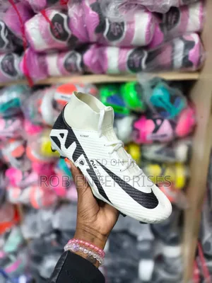 Viatu vya Mpira vya Nike Air Zoom