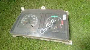 Mitsubishi Canter Clock/Speedometer