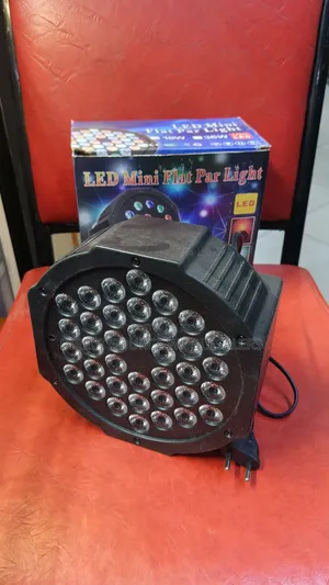 Taa ya Kitaalamu Ndogo ya LED PAR Can