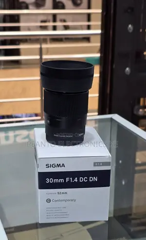 Sigma 30mm F1.4 DC DN Contemporary Lenzi kwa Sony E-Mount