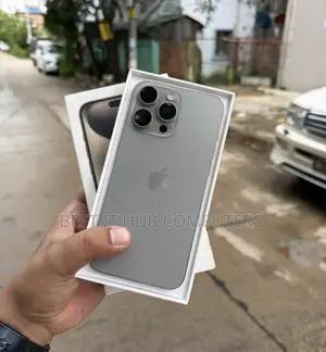 Apple iPhone 15 Pro Max Mpya 256GB Silver