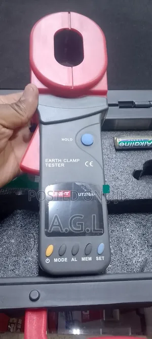 UNI-T UT276A Earth Clamp Tester