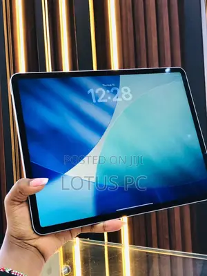 Apple iPad Air 13 (2024) 256GB Gray