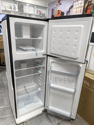 Friji ya Von VRT-138DRHX Milango Miwili, Freezer Juu - 138L