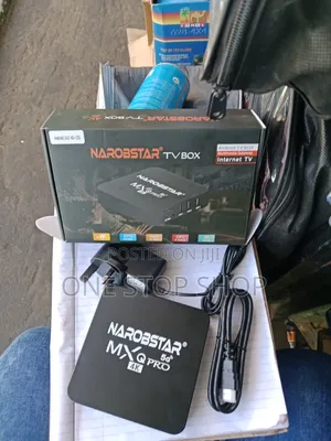 Android TV Box Inayodhibitiwa kwa Remote
