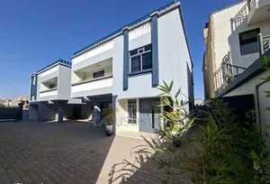 Maisonette ya Vyumba 5 Syokimau, Eneo la Gateway Mall Inapangishwa