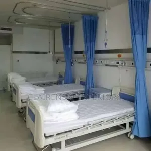Pazia za Hospitali za Bluu kwa Faragha na Huduma