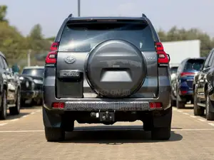 Toyota Land Cruiser Prado 2.8 2020 Kijivu