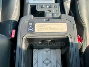 Toyota Land Cruiser Prado 2.8 2020 Rangi Kijivu