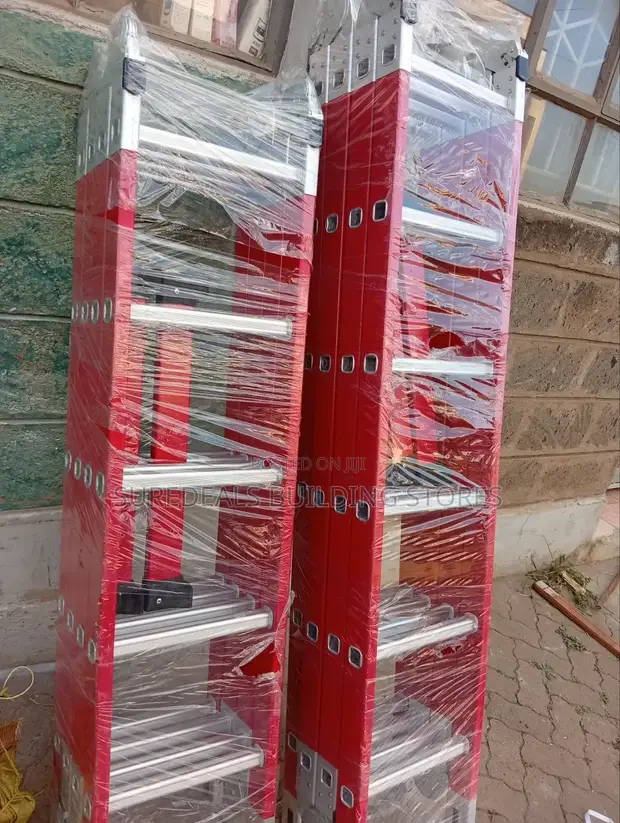 4*5 Multipurpose Fibreglass Ladder - 1