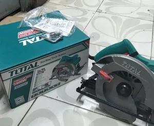 Total 1400W Circular Saw/ 1400W Circular Saw