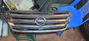 Grill ya Nissan Serena C26 (2014-2016)