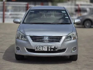 Toyota Premio 2012 Silver