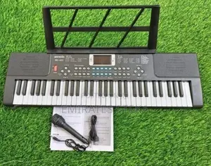 Electronic Keyboard with Built-in Battery
