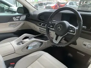 Mercedes-Benz GLS 400d 2020 Rangi Nyeusi Matt