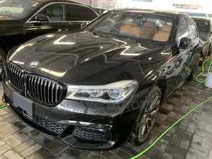 BMW 740i 2019 Nyeusi