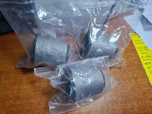 Bush ya Upper Control Arm ya Prado 150, Prado 120, Hilux