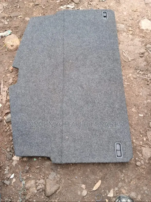 Nissan Note 2012 Boot Cover - 1