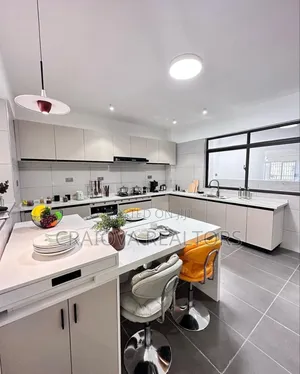 4bdrm Apartment in Kileleshwa for sale